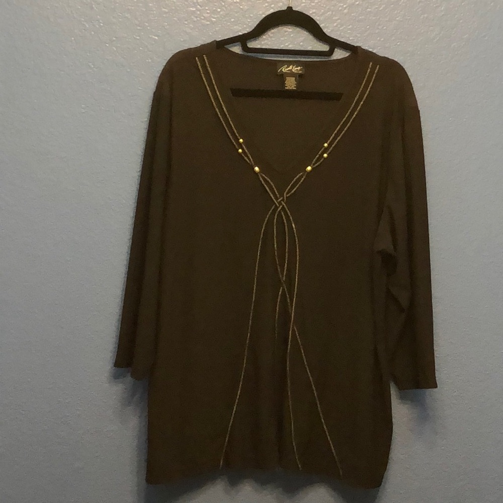 Women’s black top